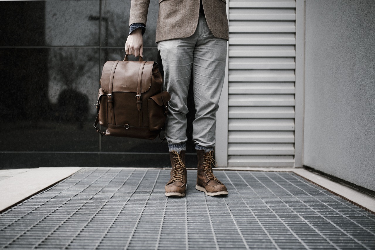 男生动漫衣服，时尚潮流的新宠
